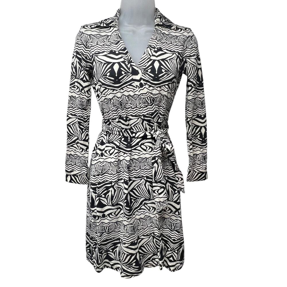 Diane von Furstenberg Jeanne Silk Wrap Dress Zebra Tattoo Black Cream Size Small
